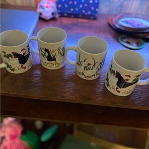 Whimsical Bird Design Mug Set